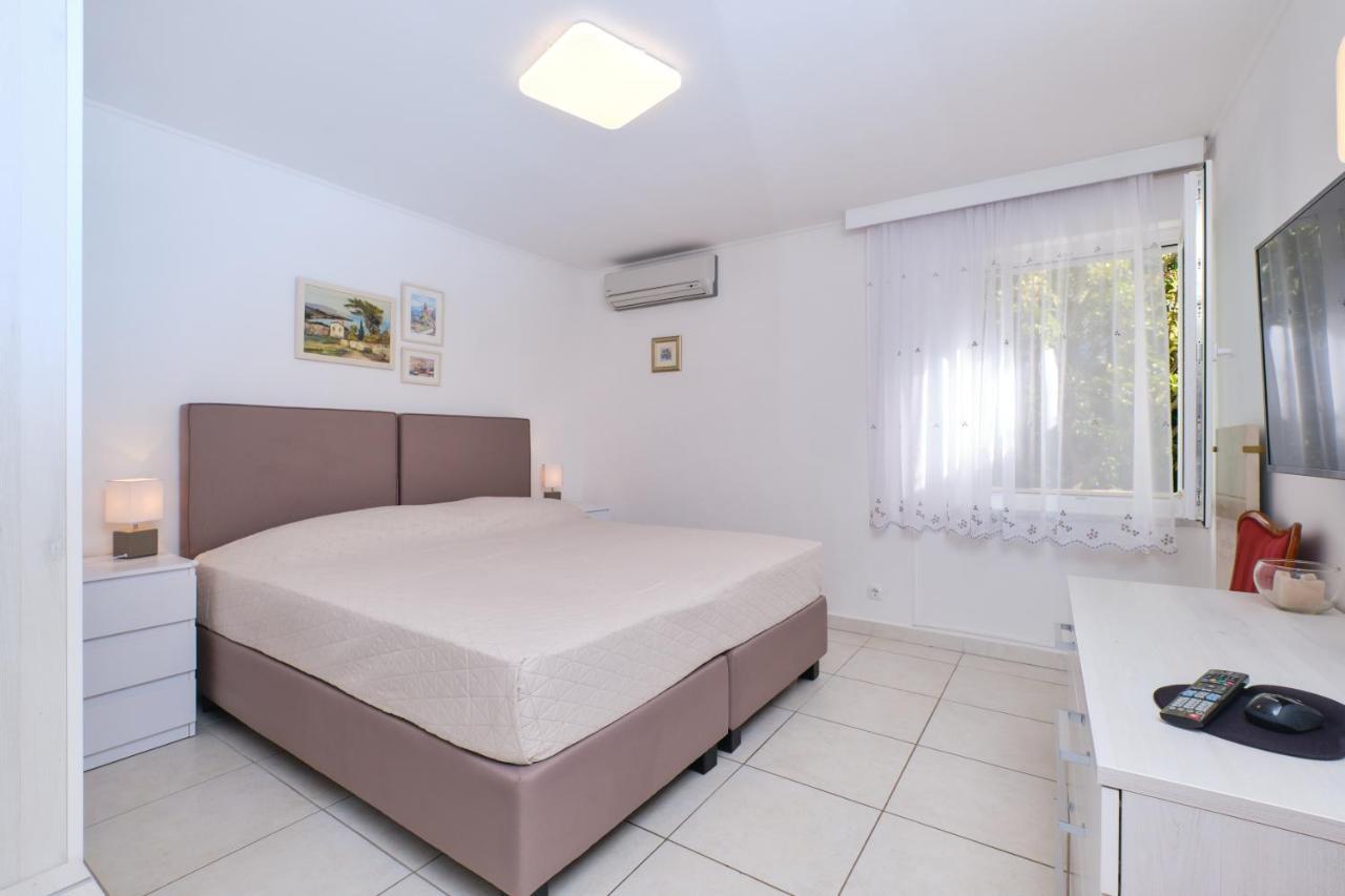 Apartments Antares Mali Lošinj Exterior foto